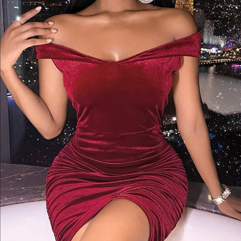 Solid Velvet Bodycon Bardot Dress